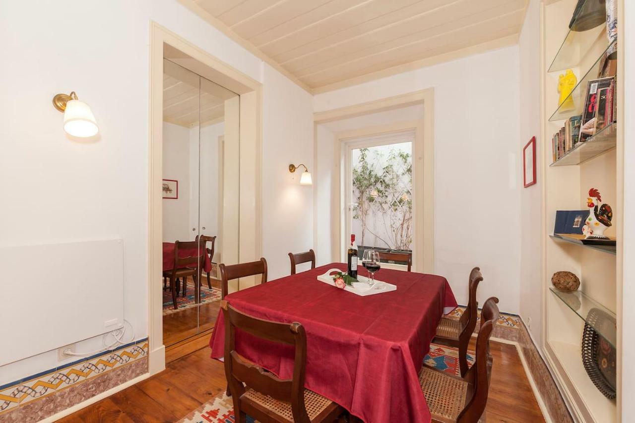 2 Bedroom Apartment With Patio Next To Avenida Da Liberdade Lisboa Dış mekan fotoğraf
