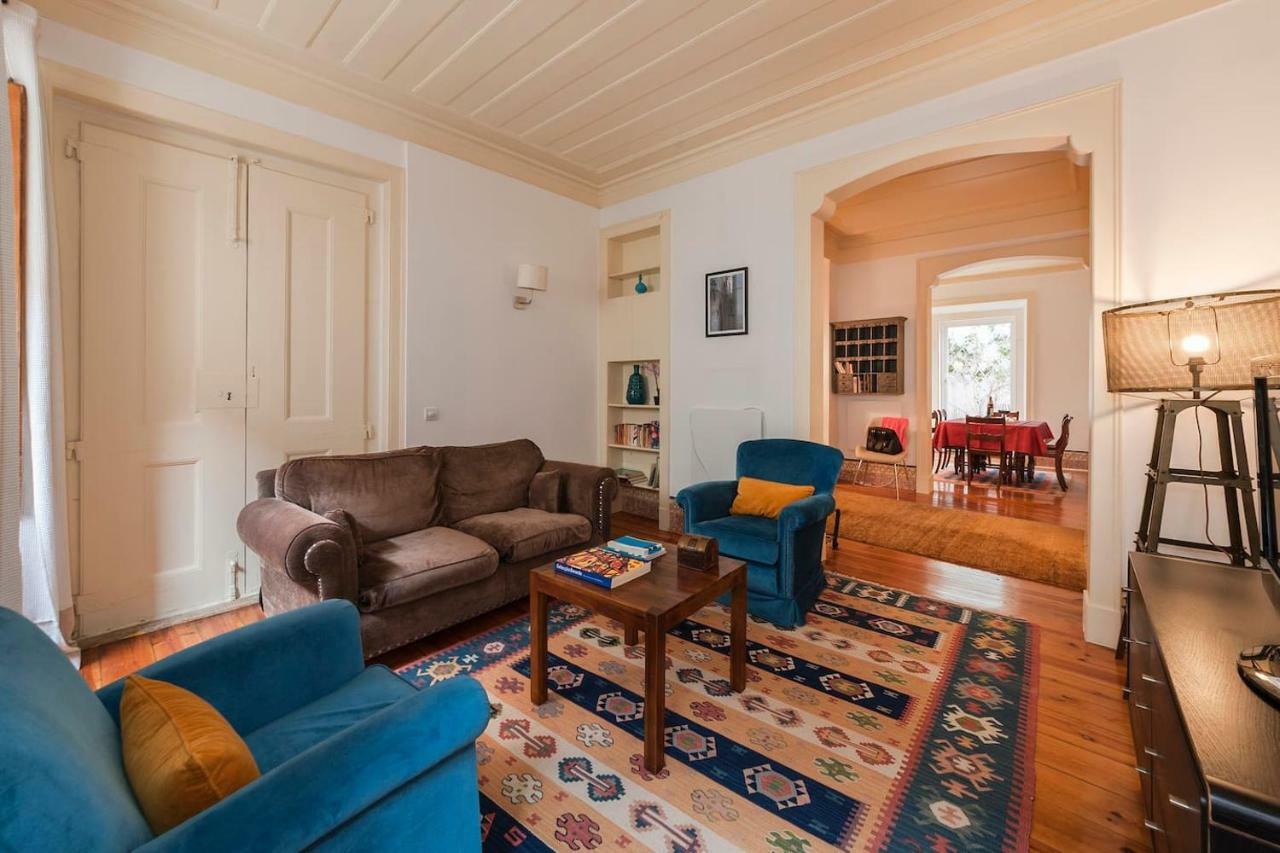 2 Bedroom Apartment With Patio Next To Avenida Da Liberdade Lisboa Dış mekan fotoğraf