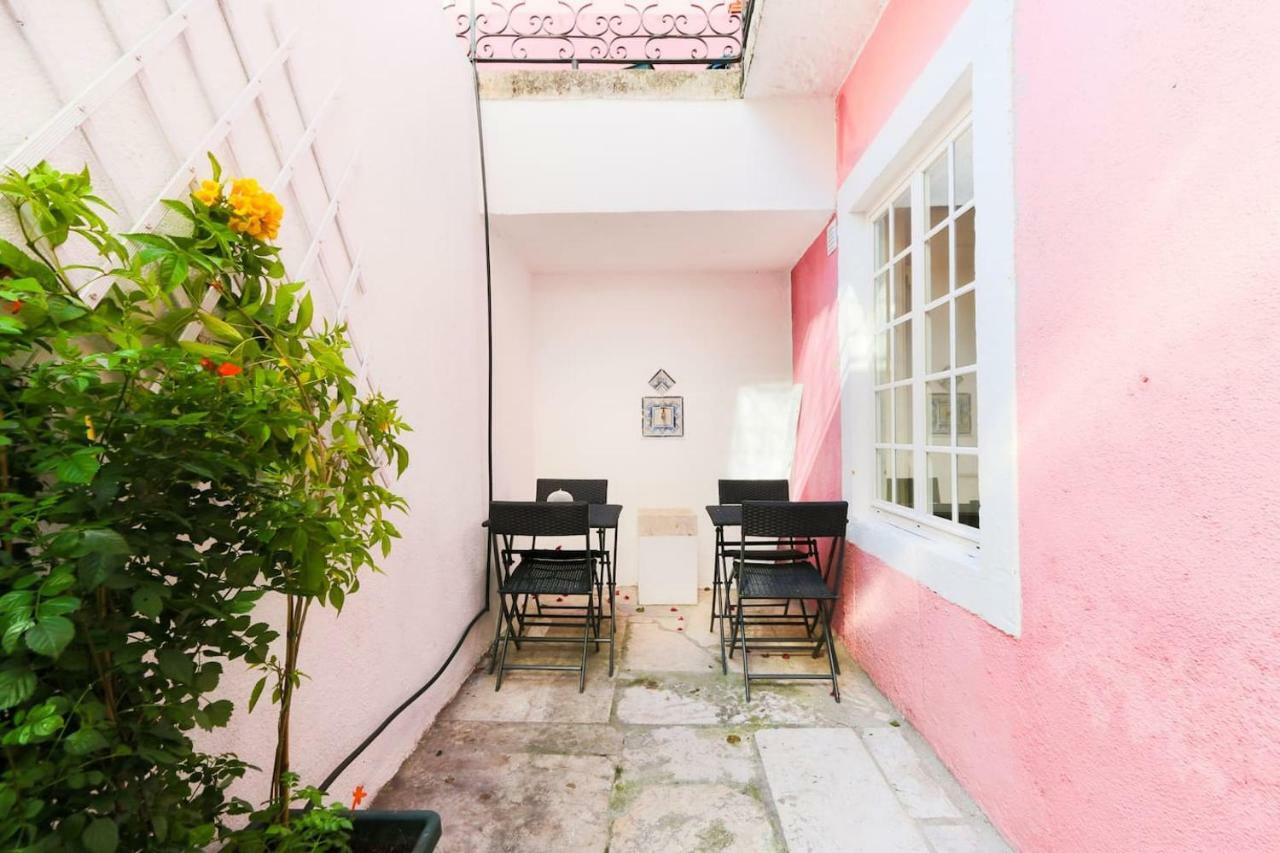 2 Bedroom Apartment With Patio Next To Avenida Da Liberdade Lisboa Dış mekan fotoğraf