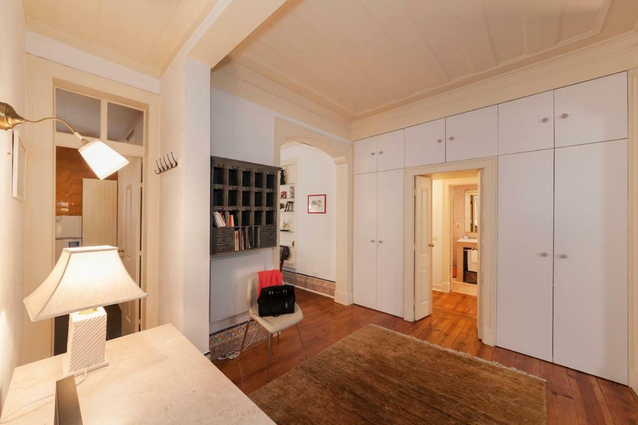 2 Bedroom Apartment With Patio Next To Avenida Da Liberdade Lisboa Dış mekan fotoğraf